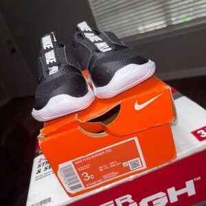 Nike Flex Runner